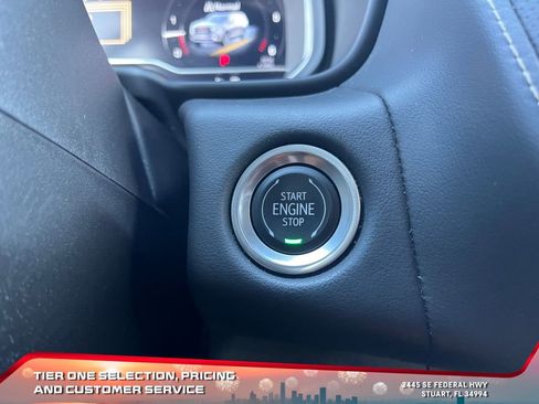 Certified 2023 GMC Yukon SLT w/ SLT Premium Package image 29