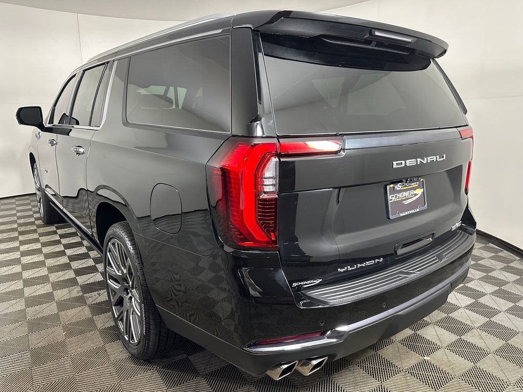 Used 2025 GMC Yukon XL Denali Ultimate AWD/4WD image 3