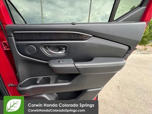 Used 2023 Honda Pilot Elite image 31