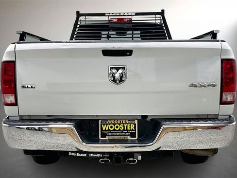 Used 2017 RAM 1500 Classic SLT image 6