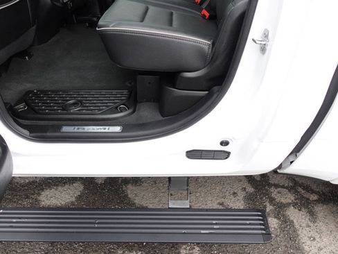 Used 2022 RAM 1500 Limited AWD/4WD image 27