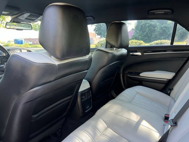 Used 2021 Chrysler 300 S w/ S Model Appearance Package RWD image 15