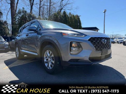Used 2020 Hyundai Santa Fe SE FWD image 6