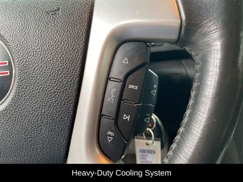 Used 2010 GMC Acadia SLT w/ Technology Package image 24