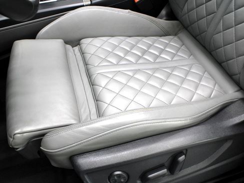 Used 2019 Audi SQ5 Premium Plus w/ Premium Plus Package image 35