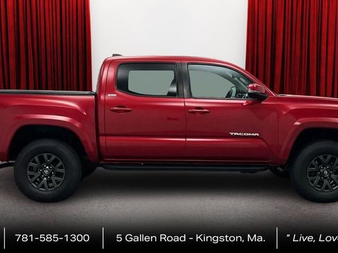 Certified 2023 Toyota Tacoma SR5 w/ Technology Package AWD/4WD image 4