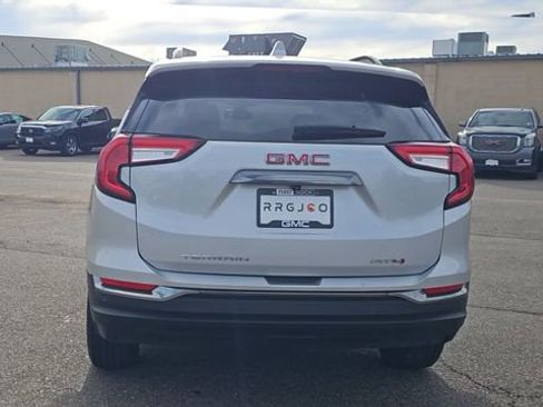 Used 2022 GMC Terrain AT4 w/ Tech Package AWD/4WD image 7