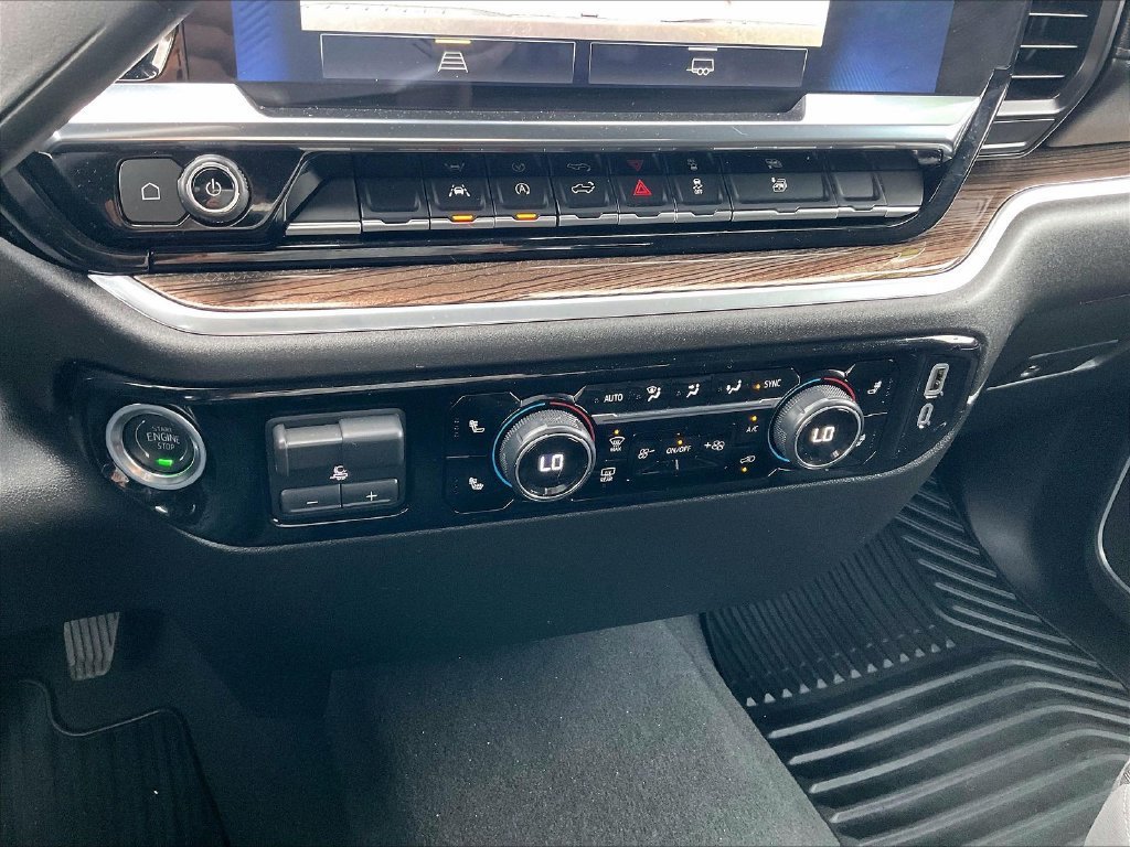 Used 2026 Chevrolet Silverado 1500 RST AWD/4WD image 24