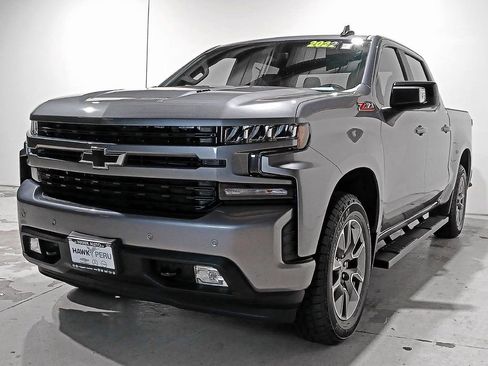 Certified 2022 Chevrolet Silverado 1500 RST image 3