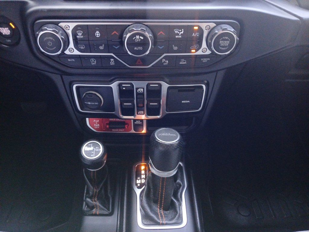 Used 2021 Jeep Gladiator Mojave AWD/4WD image 10