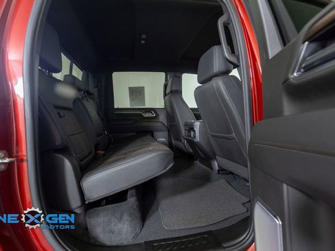 Used 2025 Chevrolet Silverado 2500 High Country w/ Technology Package image 36