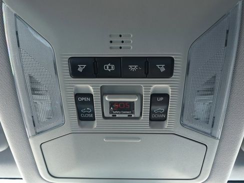 Used 2019 Toyota RAV4 XLE FWD image 20