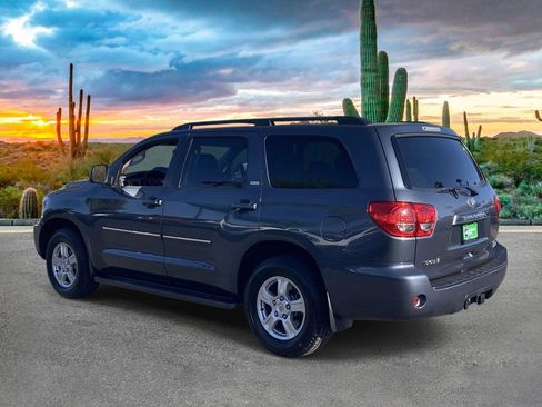 Used 2008 Toyota Sequoia SR5 RWD image 5