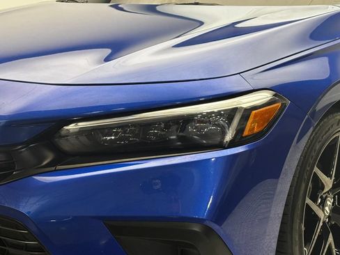Used 2024 Honda Civic Sport image 3