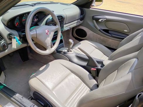 Used 2003 Porsche Boxster RWD image 37