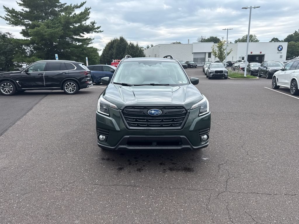 Used 2023 Subaru Forester Premium AWD/4WD image 8