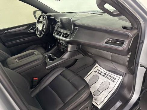 Used 2024 Chevrolet Tahoe RST w/ Luxury Package AWD/4WD image 18