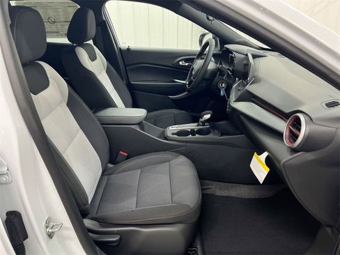 New 2026 Chevrolet Trax RS image 21