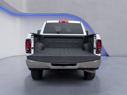 Used 2025 RAM 2500 Big Horn AWD/4WD image 14