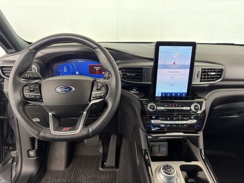 Used 2021 Ford Explorer ST w/ Equipment Group 401A AWD/4WD image 3