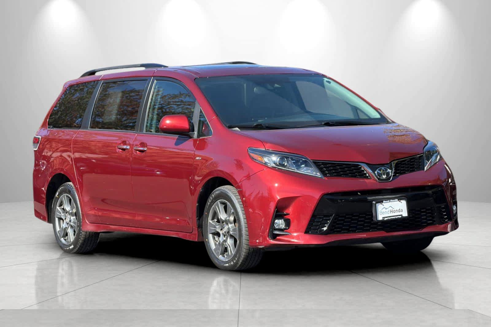 Used 2020 Toyota Sienna SE Premium AWD/4WD image 9