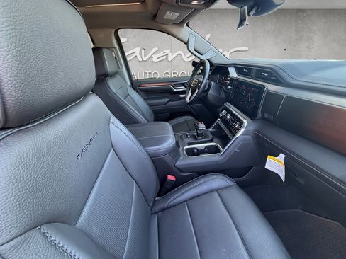 Certified 2025 GMC Sierra 1500 Denali w/ Denali Reserve Package image 29