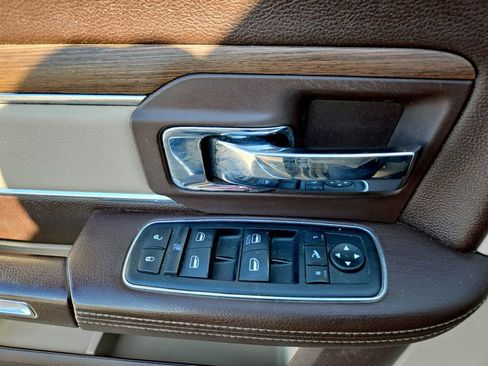 Used 2016 RAM 2500 Laramie image 20