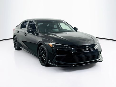 Used 2022 Honda Civic Sport image 3