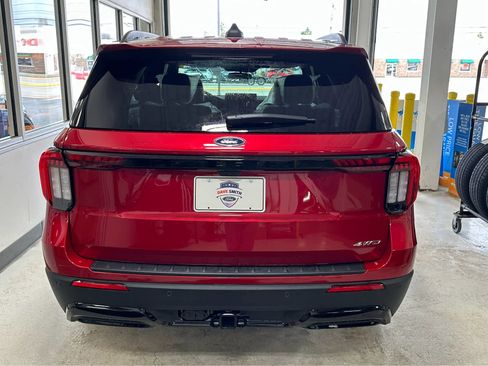 New 2026 Ford Explorer ST-Line image 5