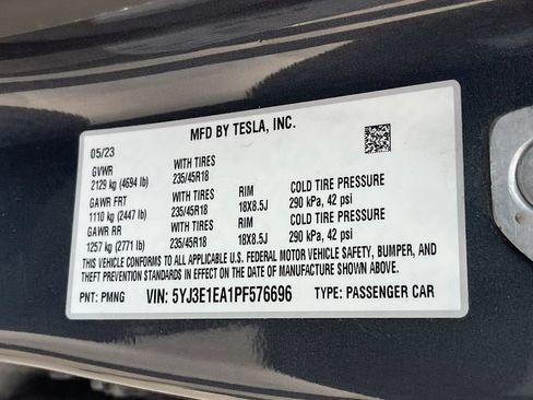 Used 2023 Tesla Model 3 Standard Range RWD image 31