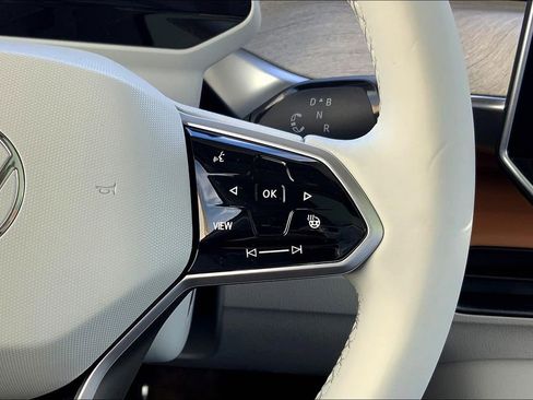 New 2025 Volkswagen ID. Buzz 1st Edition image 14