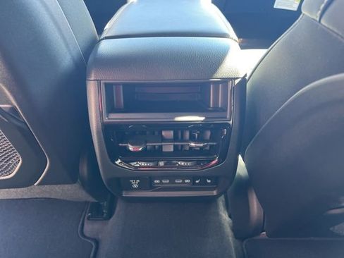 New 2026 Jeep Grand Cherokee Limited RWD image 20