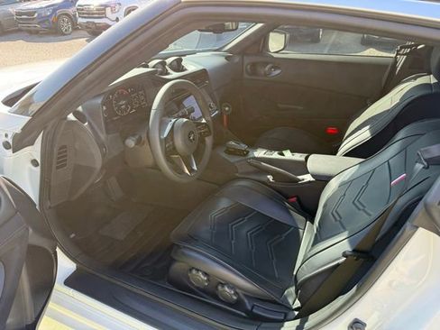 Used 2025 Nissan Z Sport w/ Floor Mat Package image 16