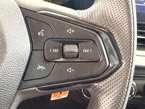 Certified 2024 Chevrolet Trax LS FWD image 17