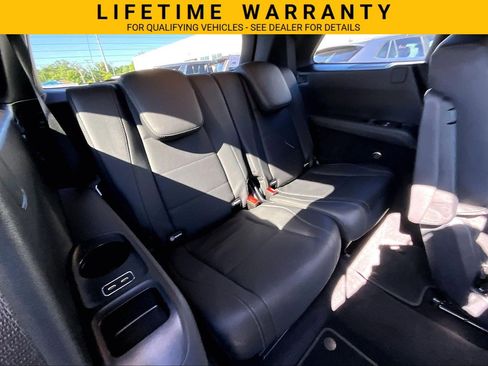 Used 2024 Mercedes-Benz GLS 450 4MATIC image 30