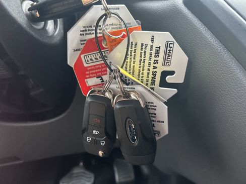 Used 2024 Ford Transit 250 Low Roof w/ Exterior Upgrade Package image 33