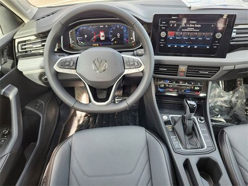 New 2026 Volkswagen Jetta SEL image 25