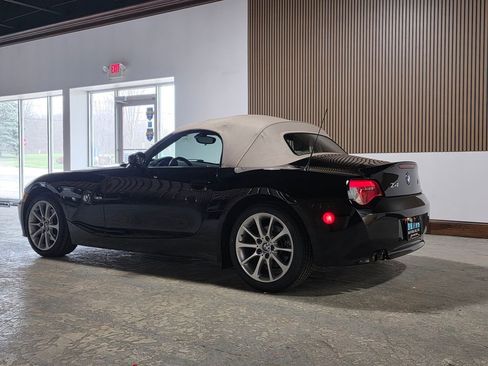 Used 2007 BMW Z4 3.0i image 26