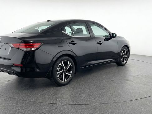 Used 2025 Nissan Sentra SV FWD image 9