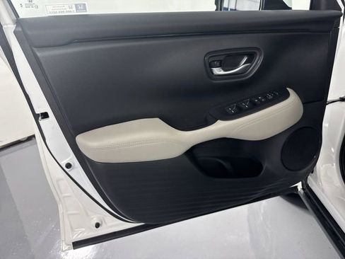 Used 2026 Honda HR-V LX image 21