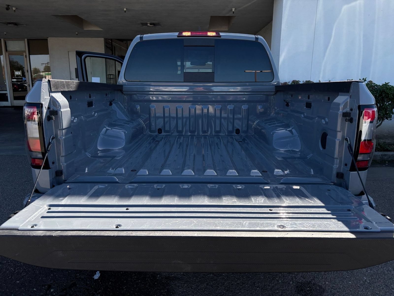Used 2026 Nissan Frontier PRO-4X AWD/4WD image 32