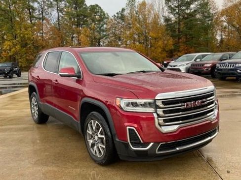 Used 2020 GMC Acadia SLE image 3