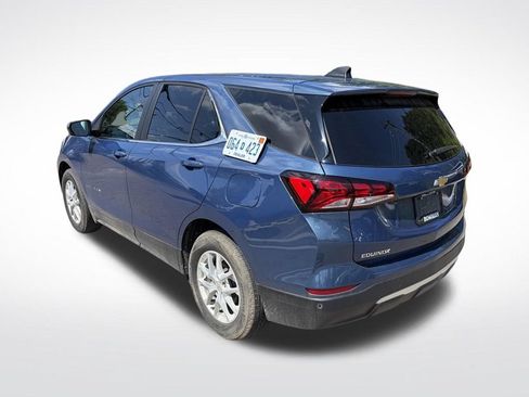 Used 2024 Chevrolet Equinox LT w/ LPO, Floor Liner Package FWD image 5