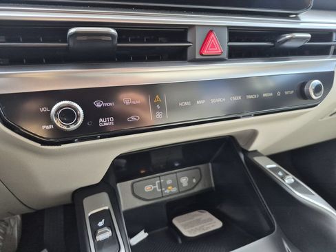 New 2026 Kia Sorento S AWD/4WD image 22