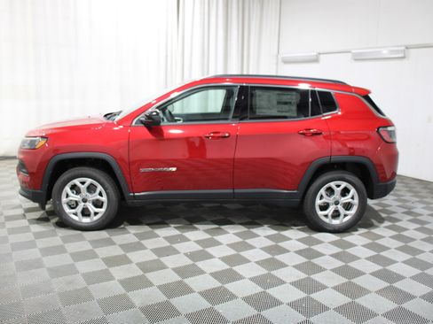 New 2025 Jeep Compass Latitude w/ Convenience Group image 37