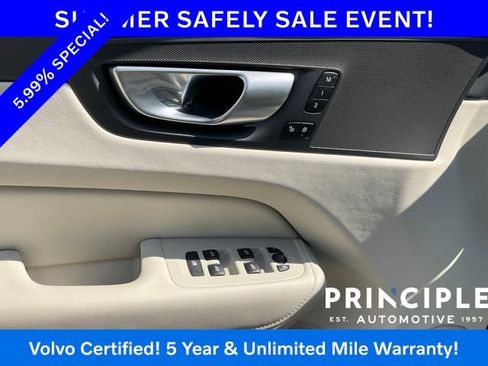 Certified 2024 Volvo XC60 B5 Core w/ Protection Package Premier AWD/4WD image 15