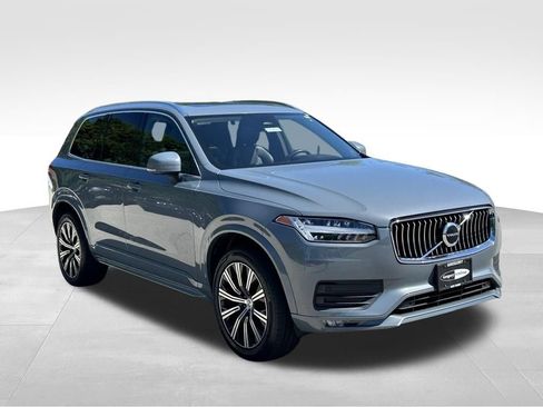 Used 2023 Volvo XC90 B5 Core w/ Protection Package Premier AWD/4WD image 5