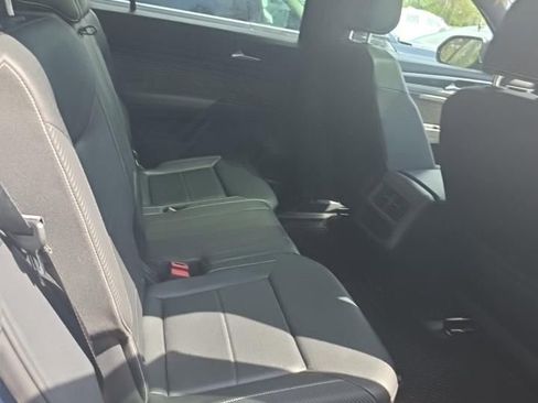 Used 2023 Volkswagen Atlas Cross Sport SEL R-Line image 7