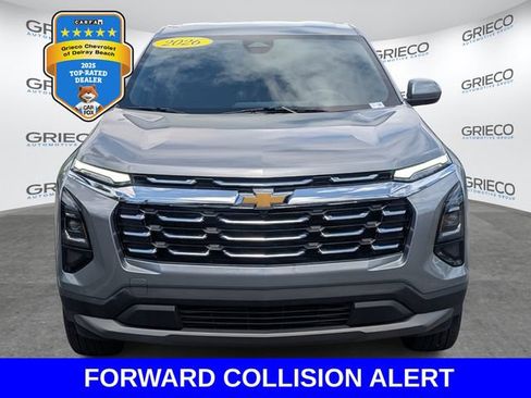 Used 2026 Chevrolet Equinox LT FWD image 2