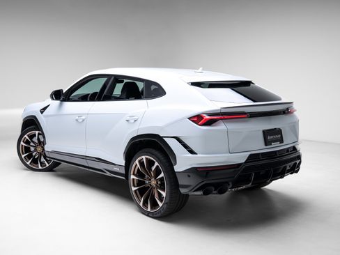 Used 2024 Lamborghini Urus S image 46